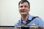 «Он может видеть только ноты»: история единственного незрячего выпускника благовещенского музучилища