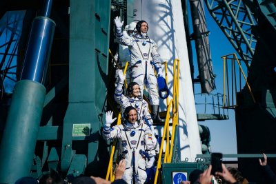 Полет в космос скоро покажут в кино: Клим Шипенко завершает наземные съемки «Вызова»