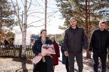 Василий Орлов поздравил сельских учителей с профессиональным праздником