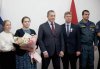 Юрий Трутнев вручил в Амурской области госнаграды спасателям и многодетной семье