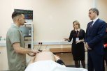 Спасти рядового робота: Василию Орлову показали, как с помощью технологий готовят врачей на СВО
