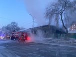 76-летняя женщина серьезно пострадала при пожаре в жилом доме в центре Благовещенска