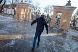 В благовещенский травмпункт за сутки обратилось около 200 пациентов с переломами и растяжениями
