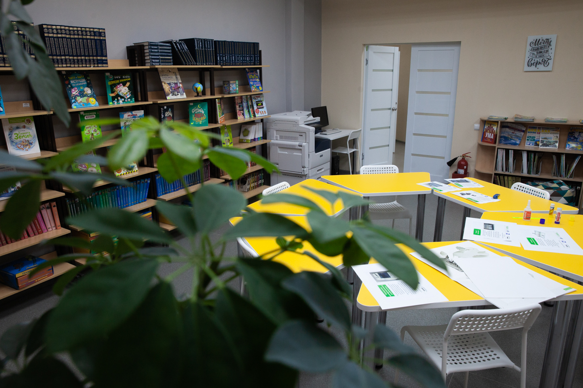 Первая модельная библиотека откроется в Магдагачинском районе / В октябре в Магдагачинском районе откроется первая модельная библиотека. Ее оборудуют по национальному проекту «Культура» в районном центре. Всего на обновление учреждение затратят 14 миллионов рублей из федерального и местного бюджетов. В библиотеке расположатся несколько тематических локаций.