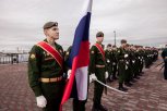 «Триколор — это священный символ для всех поколений»: Василий Орлов поздравил амурчан с Днем флага