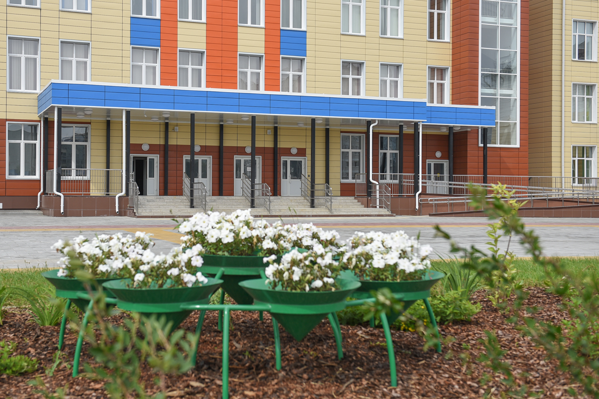 Жители Благовещенска предлагают варианты, как назвать школу на 1500 мест. Фото: Алексей Сухушин