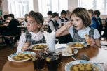 В амурских школах детей добровольцев-участников СВО будут кормить бесплатно