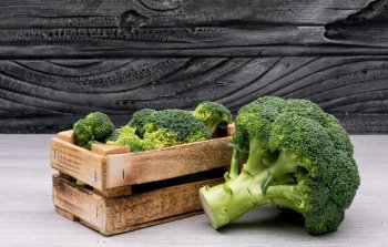10 рецептов с капустой брокколи: омлет, паста, суп и слойки