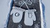 Наставники и дети из амурского «Движения Первых» нарисовали на льду в Ушумуне новогодние варежки