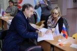 Губернатор Амурской области Василий Орлов проголосовал на выборах президента