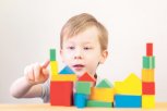 «Красные флажки» аутизма: как определить у детей это расстройство и адаптировать к жизни в социуме