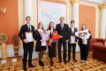 Губернатор Василий Орлов встретился с финалистами программы «Кадры решают»
