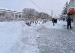 Администрация Белогорска выйдет на общий субботник по уборке снега в городском сквере