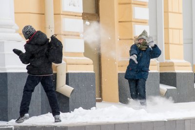 Небольшие осадки и понижение температуры до -23 градусов прогнозируют амурские синоптики в регионе