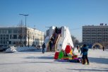 Украшения и горки в Благовещенске успешно пережили новогодние каникулы