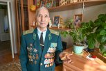 Амурский ветеран Афганской войны рисует портреты героев СВО и дарит родным погибших воинов