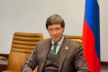 Сенатор Артем Шейкин поздравил жителей Амурской области с Днем Победы