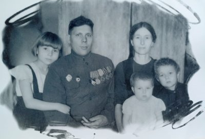 «Мой дед уничтожил 465 фрицев»: заметка «Амурской правды» помогла найти внучку героя-разведчика