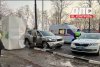 Столкновение автомобиля с автоматом с водой привело к травмам женщины-пассажира