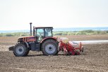 Амурские хозяйства на треть выполнили посевную сои