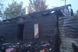 Извещателей не было: в селе Благовещенского округа полностью сгорел деревянный дом
