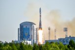 Поэзия космоса: сотрудник амурского Восточного посвятил стихи России, а космонавты поддержали с МКС
