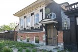 Дом, который построил Лещенко: семья известных столяров сохранила частицу деревянного Благовещенска