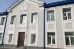 Строители продолжают капитально ремонтировать Новобурейскую школу № 1