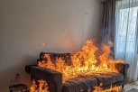 Пожар в пятиэтажном доме в Благовещенске пришлось тушить 19 огнеборцам