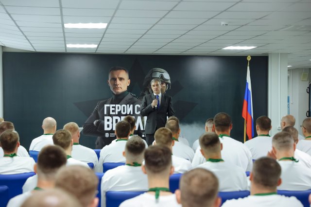 Амурский губернатор возглавил список наставников программы «Герои своего времени»