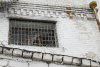 Бывшего сотрудника амурской колонии осудили за взятки от матери заключенного