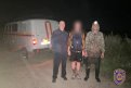 Работники ПЧ-60 и найденный ими житель Тамбовского округа. Фото: Амурский центр ГЗ и ПБ