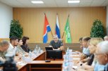 Амурские ветераны получат выплату на топливо: Василий Орлов встретился с участниками СВО в Ромнах
