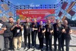 «Катюша», борщ и «Медовик»: амурские повара покорили Хэйхэ на гастрофестивале «Берега вкуса» (видео)