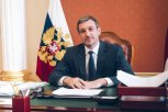 Губернатор Василий Орлов поздравил жителей Приамурья с Днем государственного флага России