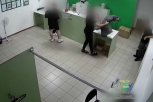 Амурчанин украл у пенсионерки куртку с 600 тысячами рублей, которую она хотела послать мошенникам