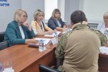 Участника СВО из Тамбовки проконсультировали о лечении и реабилитации после травмы позвоночника
