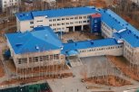 Монтаж оконных блоков и устройство входных групп: в Тынде продолжается ремонт школы на 269 миллионов