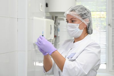 Осень против гриппа: почему амурчане делают прививки всей семьей