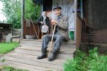 Губернатор поздравил старшее поколение амурчан с Международным днем пожилых людей