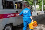 В Прогрессе дошкольница перебегала дорогу в неположенном месте и угодила под колеса «Тойоты»