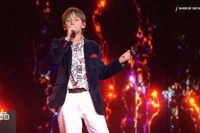 Парень из Амурской области заставил Арбенину и Ярушина спрыгнуть со стены на шоу «Ты супер!»