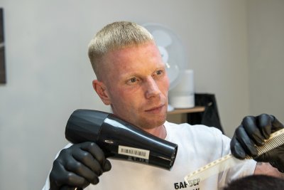 Как амурский ветеран СВО открыл свой барбершоп и причем здесь любовь