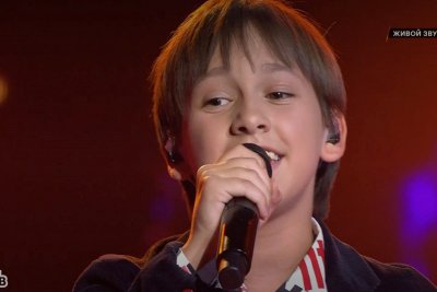 Сердца зрителей важнее финала: юный вокалист из Благовещенска получил приз симпатий «Ты супер!»