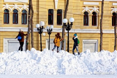 Сильный ветер и -17: какой будет погода в Амурской области в воскресенье