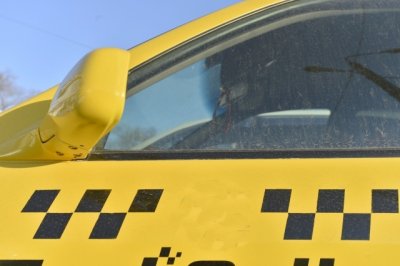 Перевозчики легковых такси в Приамурье получили льготы на транспортный налог