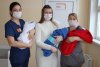 В Благовещенске из роддома выписали феноменальную тройню