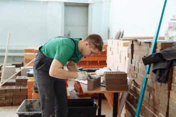 Губернатор Приамурья отметил роль чемпионатов профмастерства как социальных лифтов в регионе