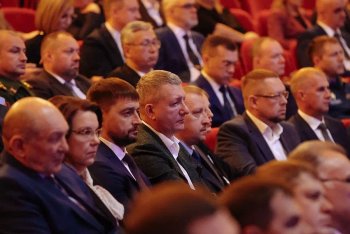 Медицина, дорожная сеть и поддержка семей: амурские министры прокомментировали отчет губернатора