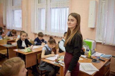 Новая школа, рекорды талантов и 500 тысяч для педагогов: Приамурье подводит итоги года в образовании